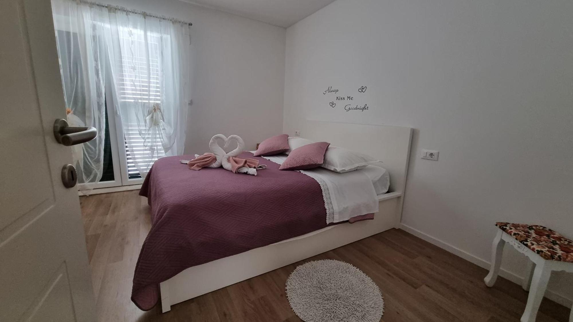 Apartment Pino بوتشيتشا المظهر الخارجي الصورة